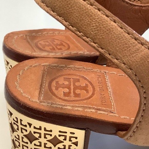 Tory Burch Elegant Brown and Gold Sandals - Picture 11 of 11